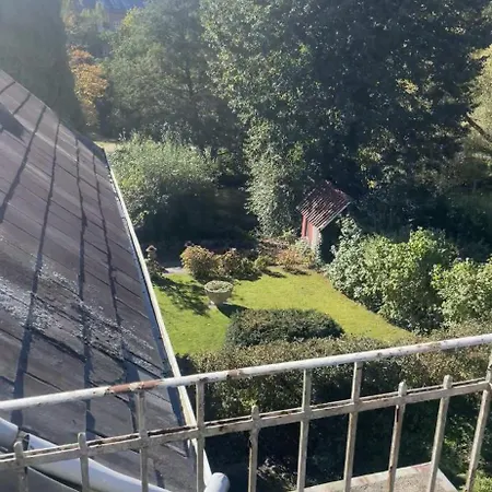 Udlejning Af To Vaerelser Med Udsigt Til Parken Beliggende I Centrum Homestay Odense
